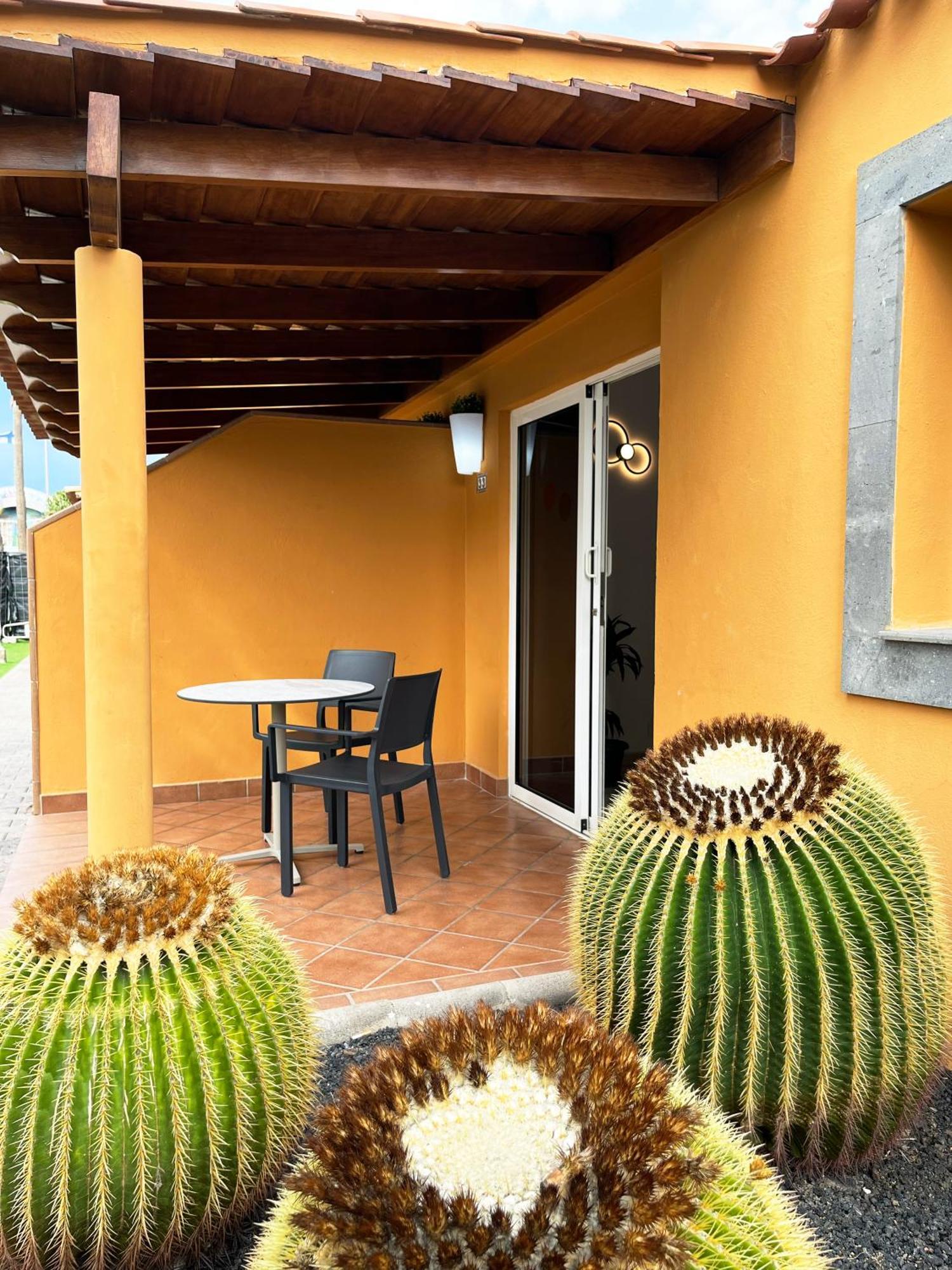 Bungalows Los Almendros - Exclusive Vacation Club Плайя-дель-Инглес Экстерьер фото